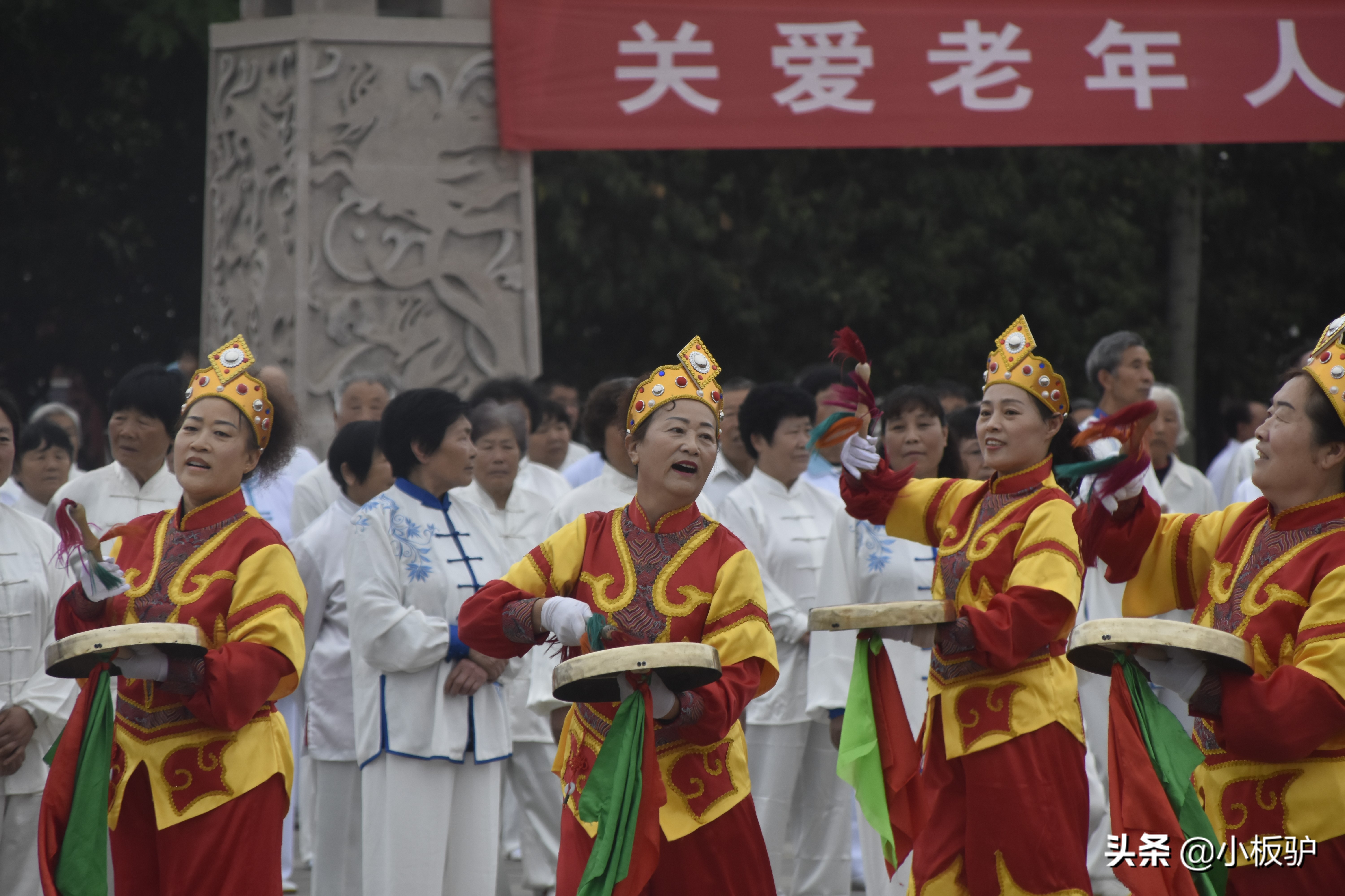 激情锣鼓表演,秧歌威风锣鼓表演完整版