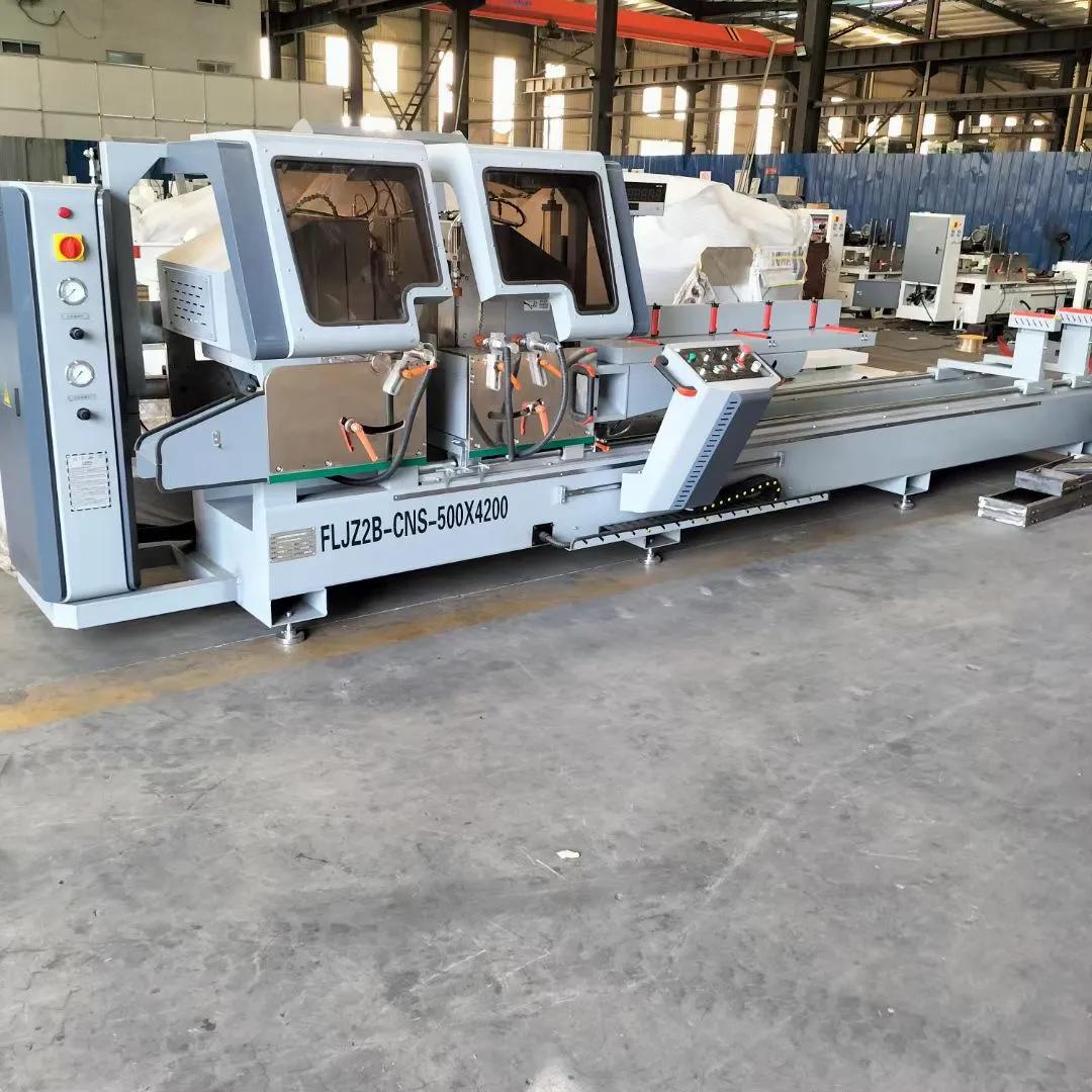 铝合金门窗制作设备,铝合金门窗设备生产线摆放