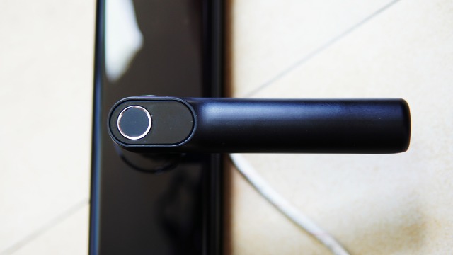 家门反锁怎么打开,怎么选择智能门锁乐视门锁