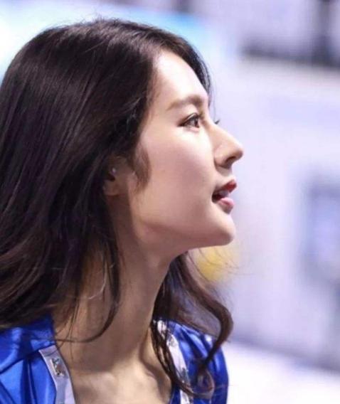 韩国棒球女明星一字马,韩国棒球界女神写真