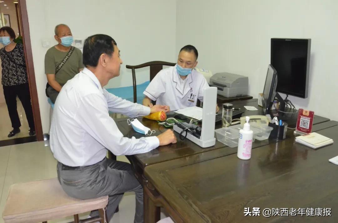 天颐堂开展“情系东韦老*党**员,温暖体检暖人心”公益活动