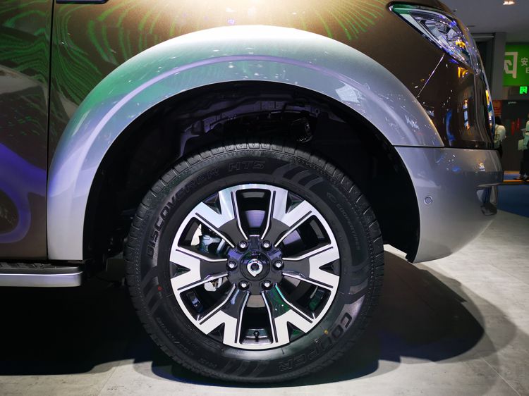 福特皮卡对标长城炮,长城炮福特中型皮卡