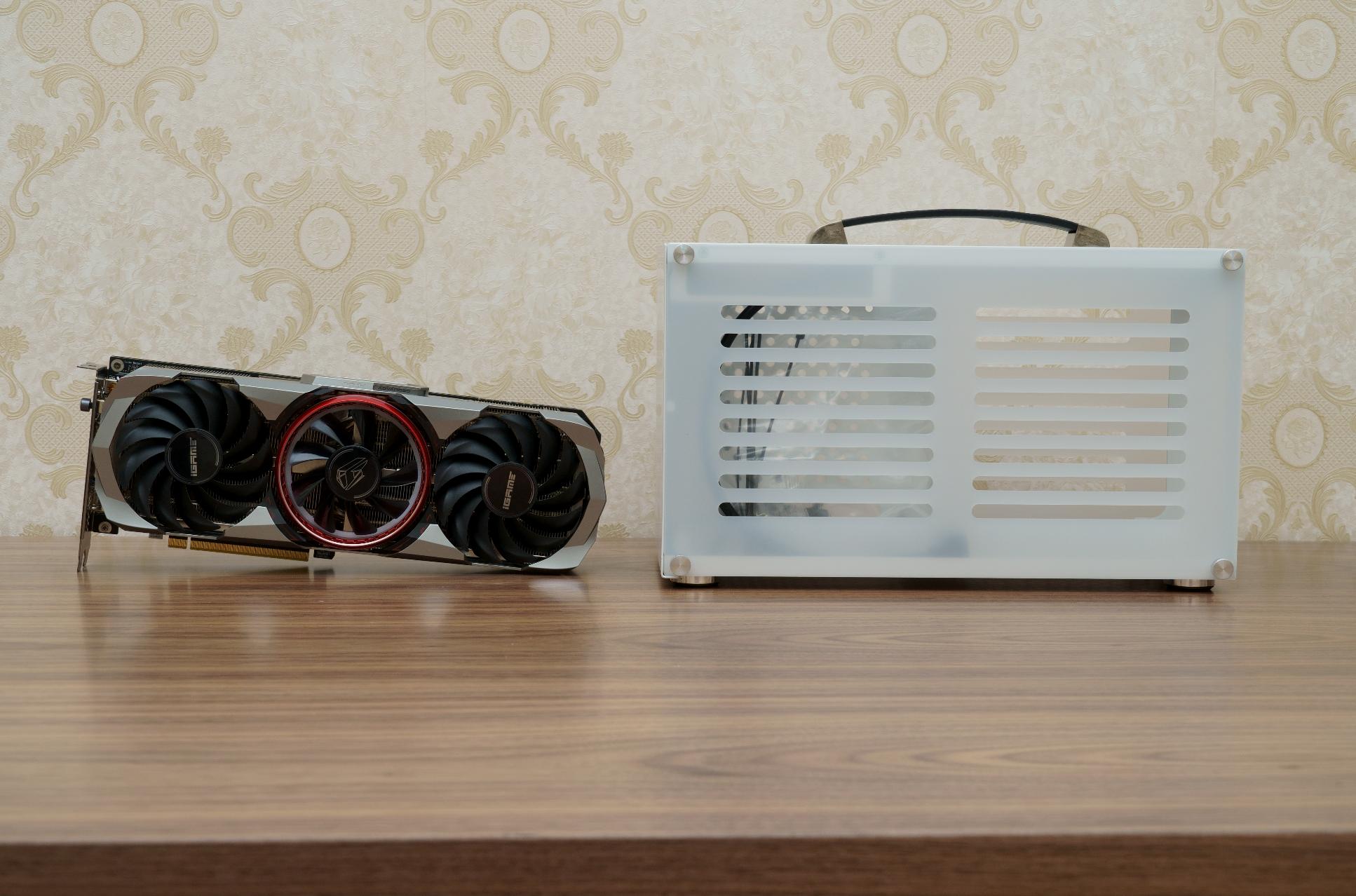 能手提个行李箱再带个相机包吗,能手提上飞机的行李箱