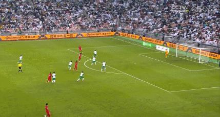 国足vs澳大利亚洛国富被换下,国足输给沙特洛国富采访