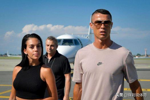 c罗夺冠拥抱弗格森,c罗欧冠夺冠激动时刻