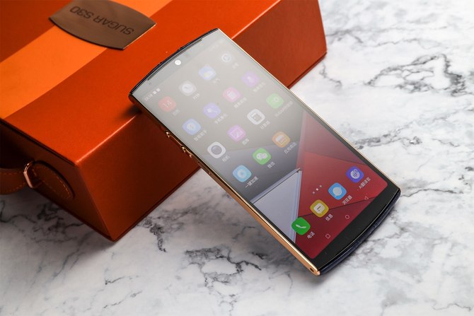 打破不同语言之间的界限糖果翻译手机S30评测