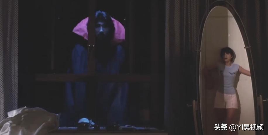 张学友经典喜剧，许冠英搞笑担当，头顶*裤内**斗僵尸《猛鬼差馆》