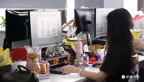 我们开店了，就在老板办公室里