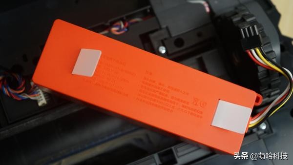 石头扫地机器人拆垃圾盒,石头扫地机器人t6拆解