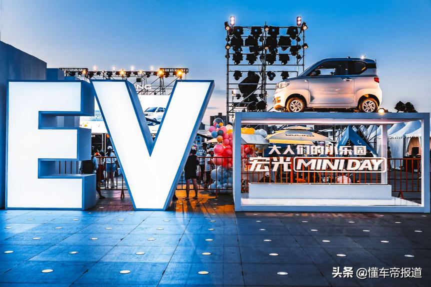 璧涢簾钄氭潵,钄氭潵璧涢簾