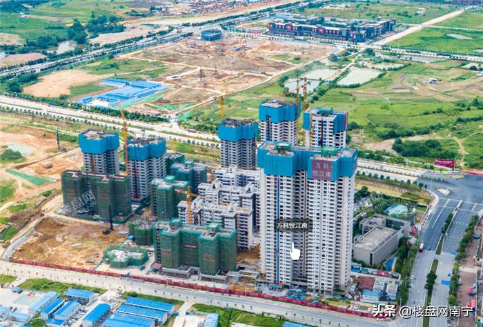 沙井新盘航拍,深圳宝安沙井新建医院最新航拍