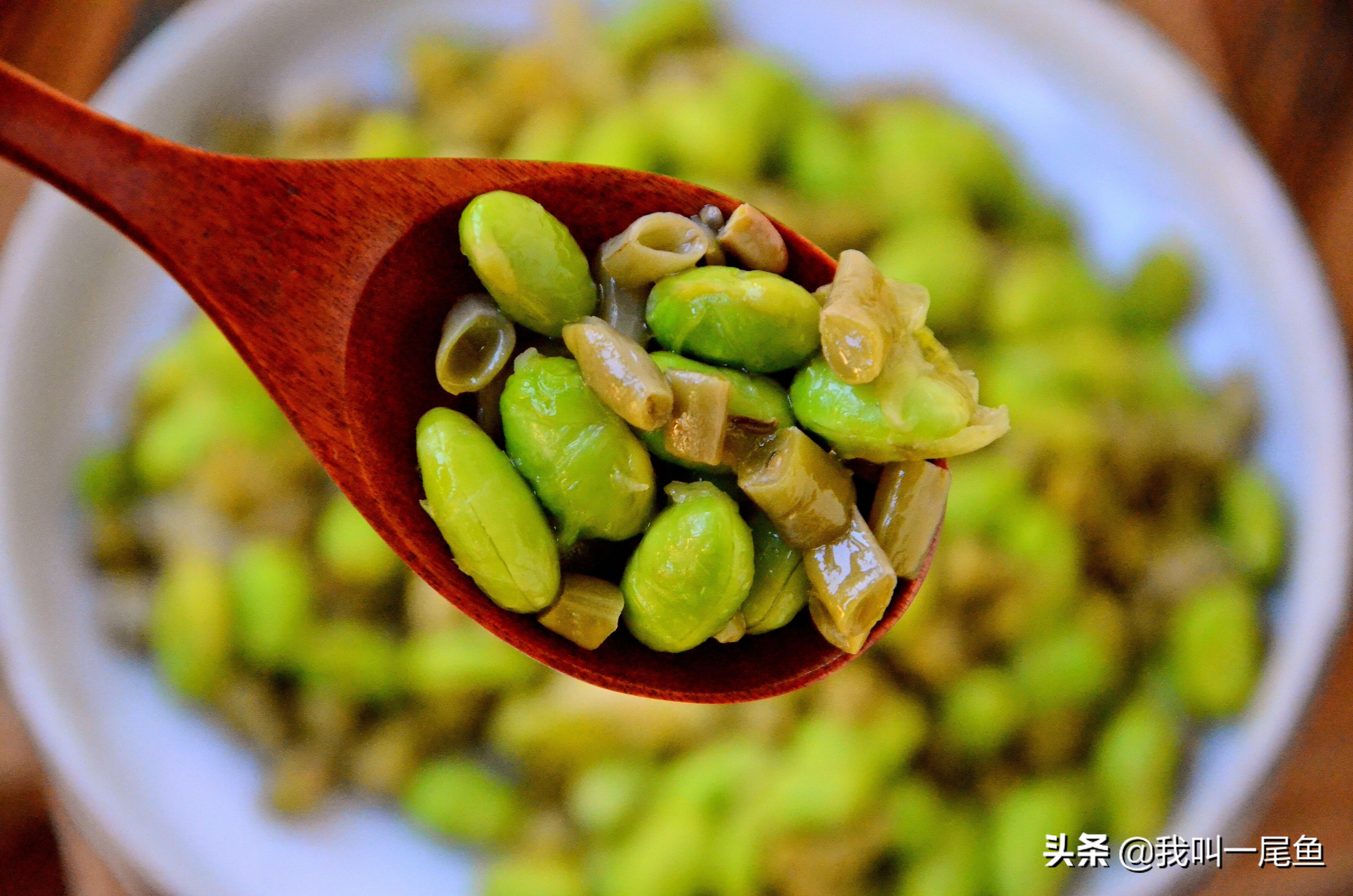 这菜我家每周炒二次，清爽酸脆又可口，五块钱做一盘，给肉也不换