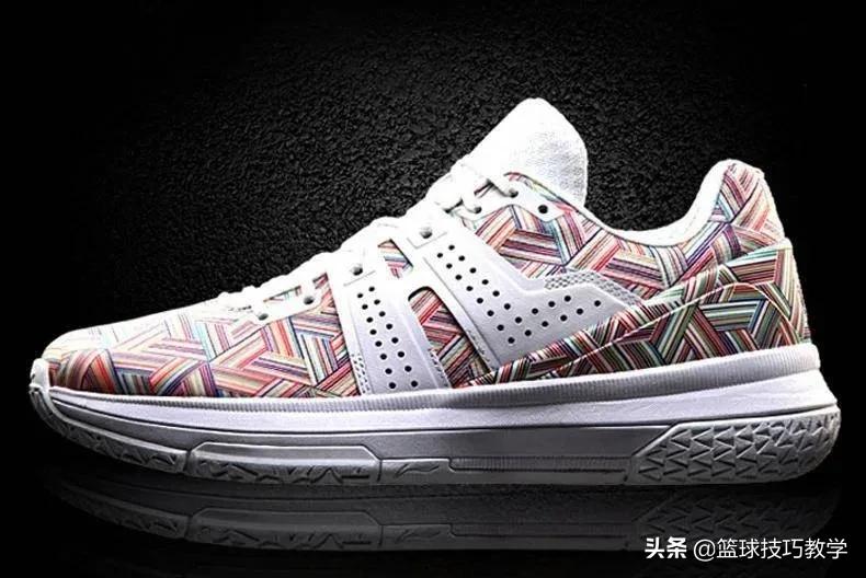 国产球鞋实战天花板,800元左右实战球鞋国产