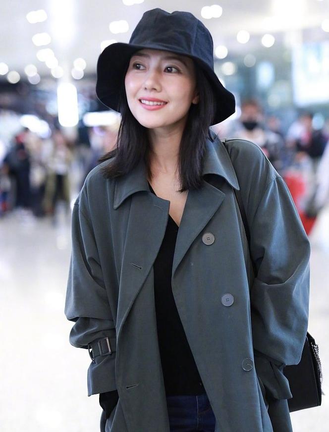 40岁高圆圆休闲穿搭,孙俪高圆圆练瑜伽