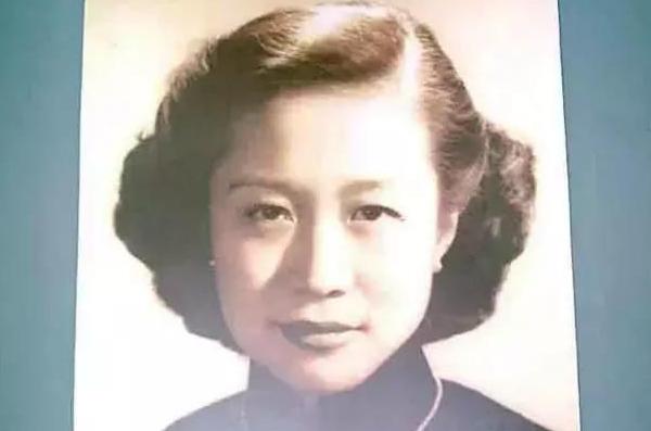 杨振宁发妻杜致礼:出身名门,上海滩头号美人,是杨振宁一生最爱