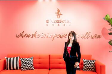 创业从开始到低谷到成功图,坚守过后发现创业真的要大于努力