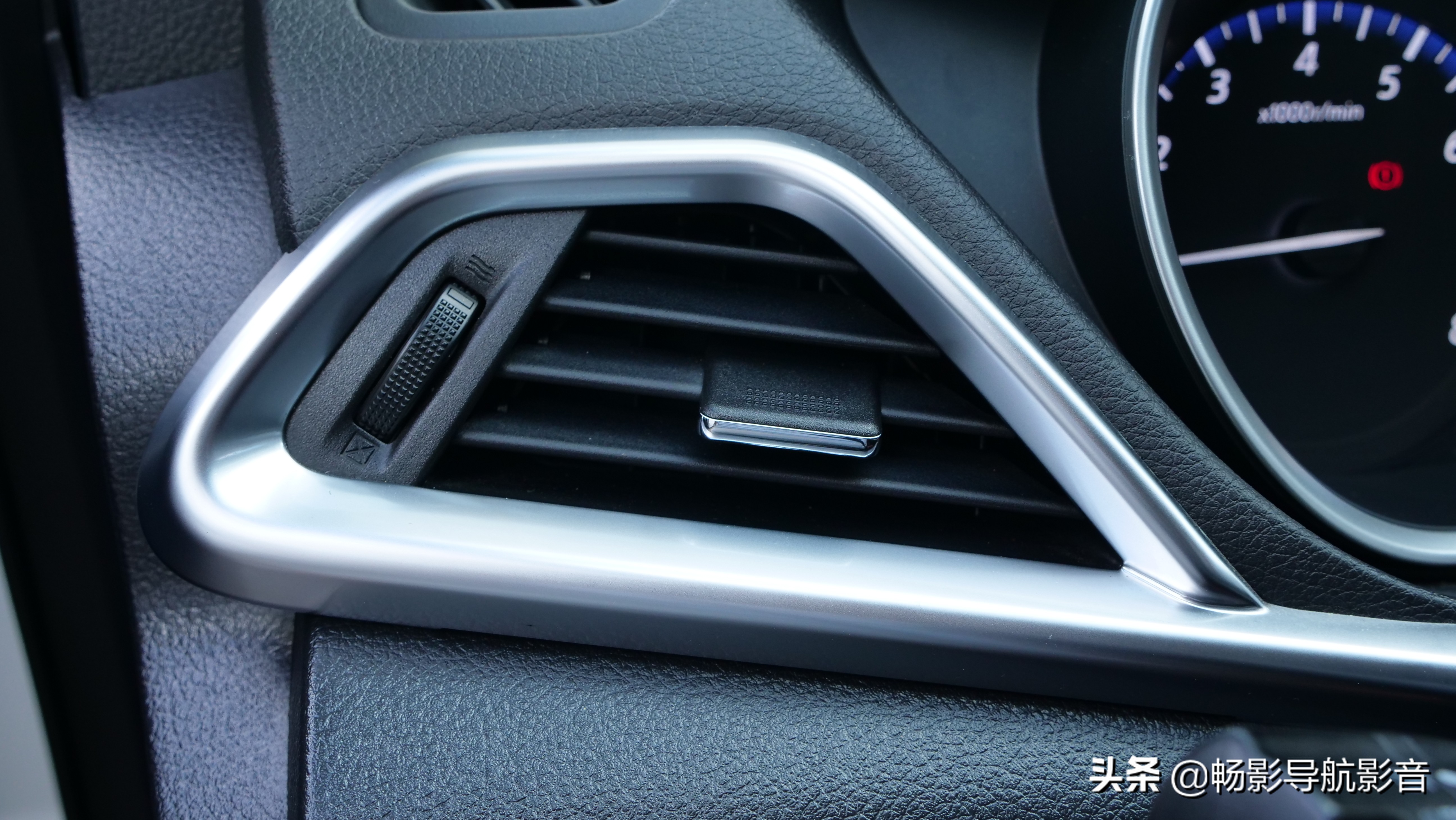 启辰t90改大屏多少钱,启辰t902019款液晶仪表盘改装