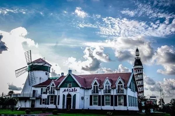 世人喝法国波尔多，法国人却喝斯大林故乡的酒