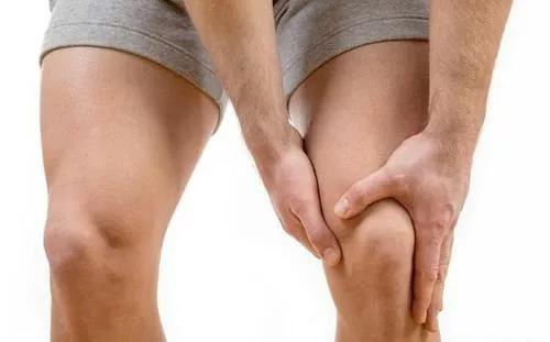 站桩膝关节酸痛怎么回事,站桩膝盖痛还继续吗