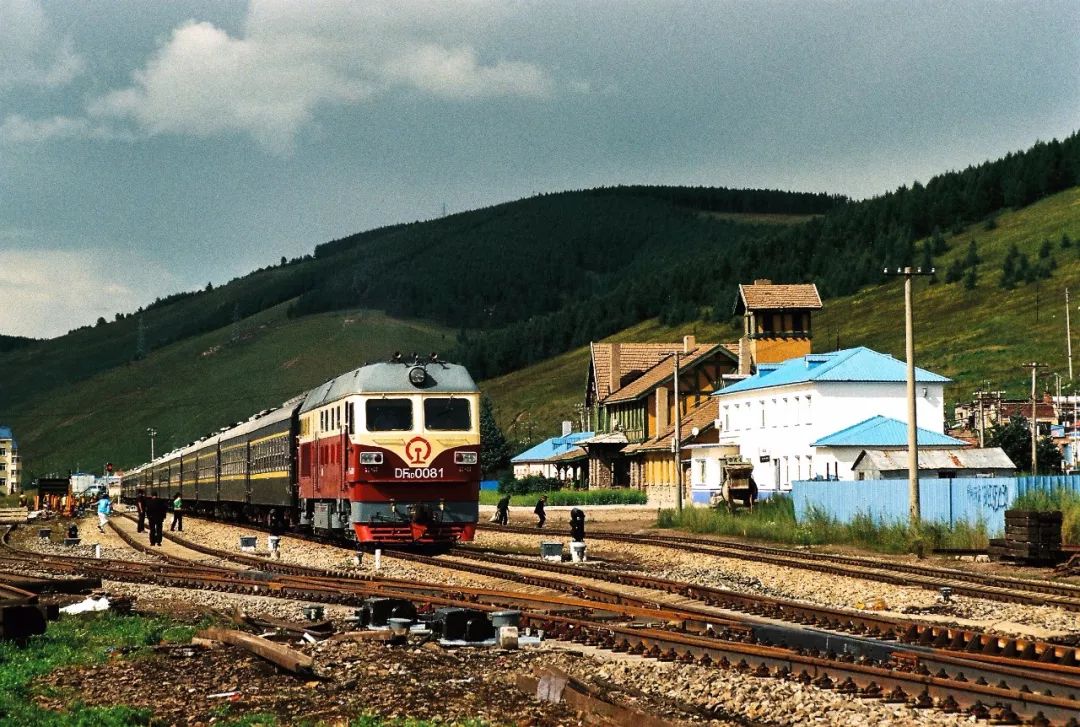 中国哪里还有绿皮火车,中国哪个城市绿皮火车最多