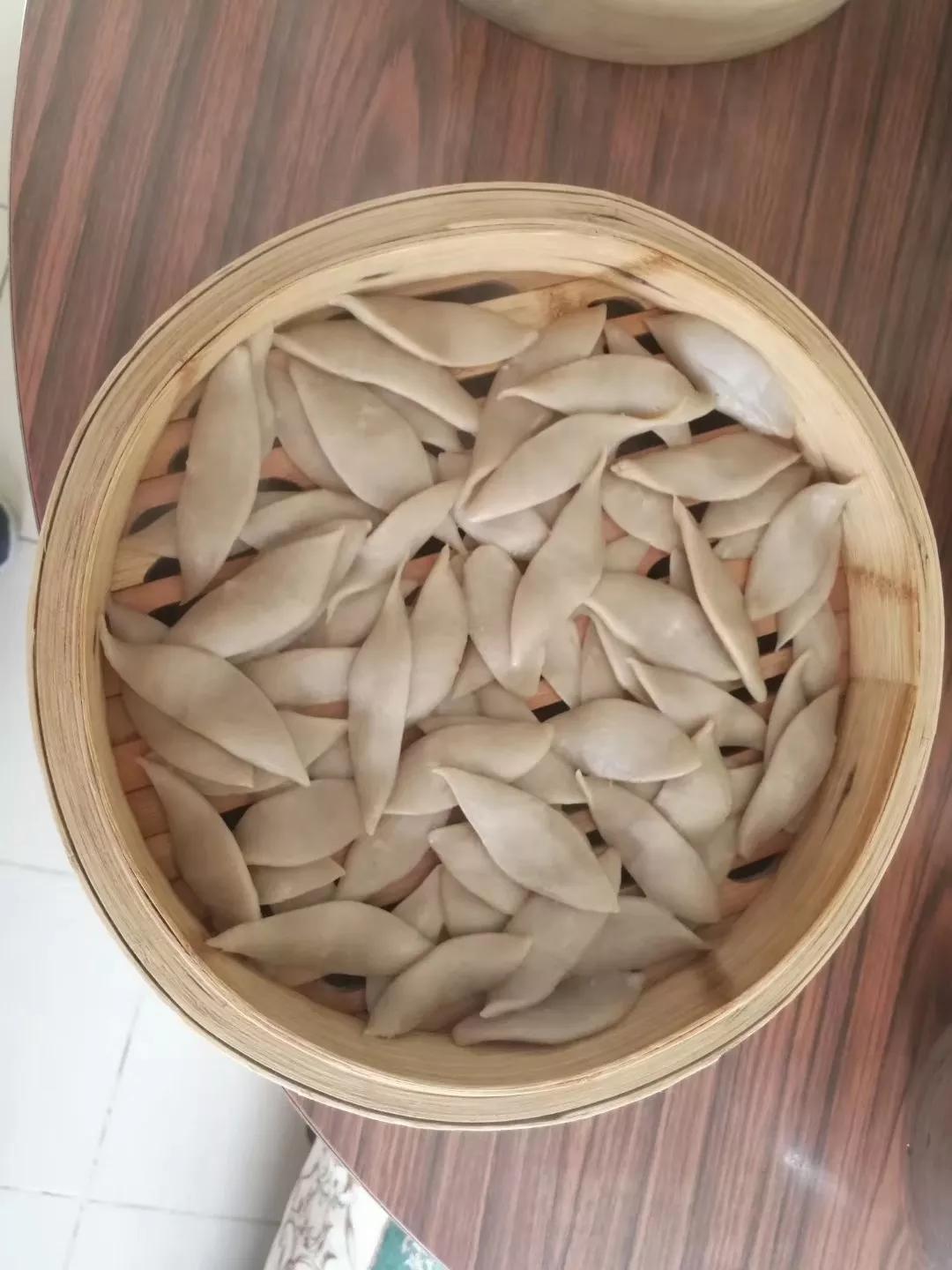 《莜面》好吃，容易做。姑娘、女士多食，容颜更美！学着做做。