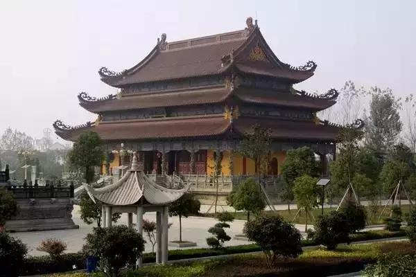 在河南这11处佛门圣地,在河南这11处佛门胜地