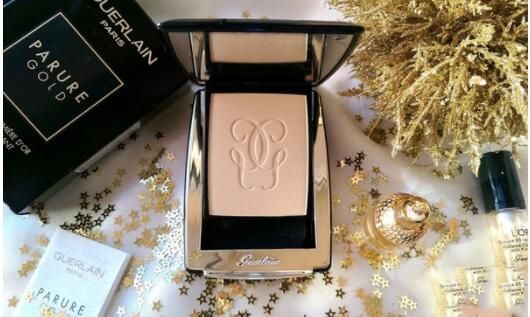 娇兰金钻粉饼spf15spf13,铁皮粉饼效果怎么样