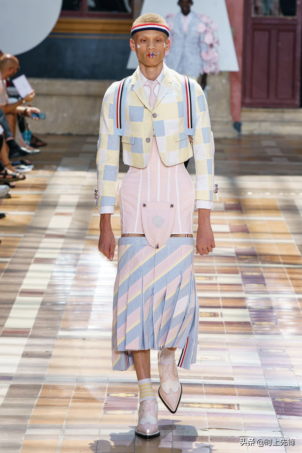 thombrowne男装走秀视频,thombrowne男装秀