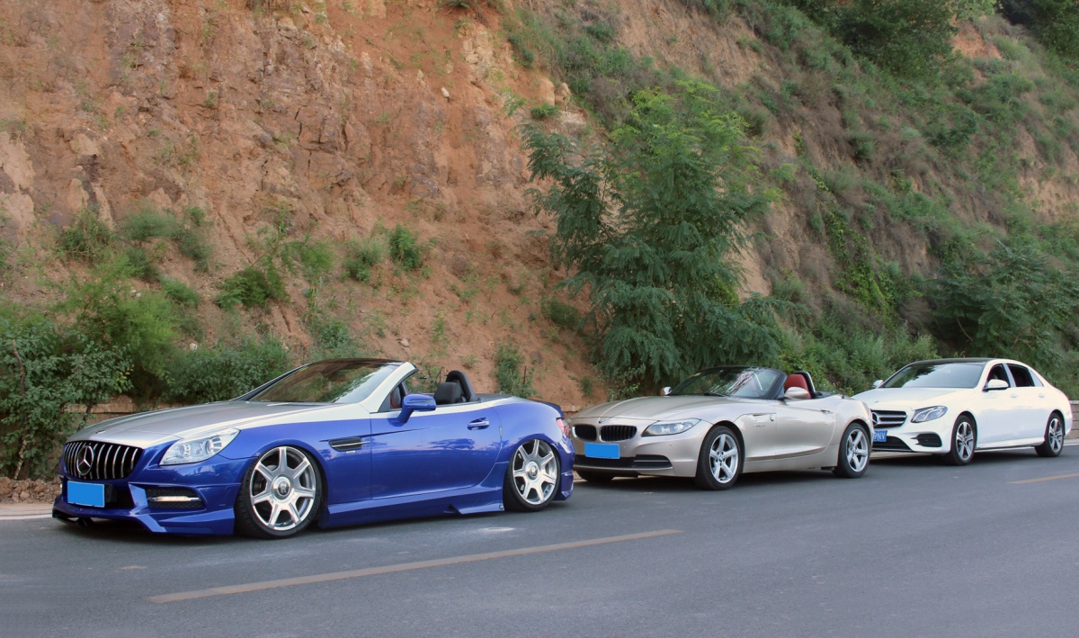 换上劳斯莱斯轮毂的巴博斯26SC,全身散发出高贵的气质