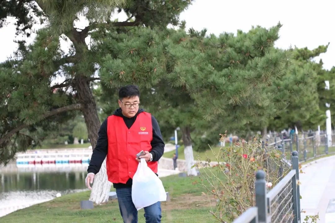 守护“威海蓝”「东方福爱心联盟」在行动