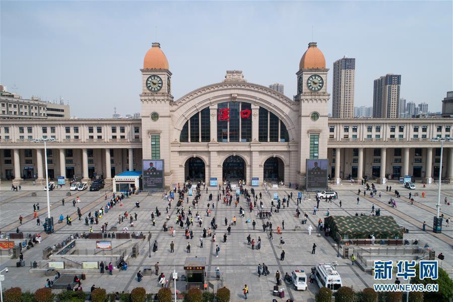 人民日报抗击新冠疫情微视频,人民日报疫情防控战