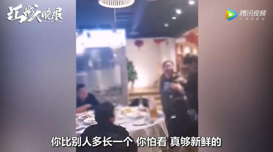 “好死不死女厕有个小女孩”：女性厕所里藏着的秘密，你想象不到