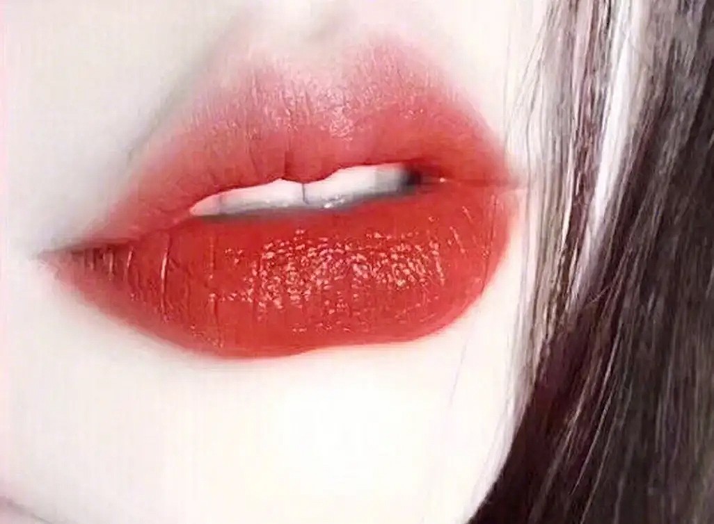 口红选了tf16,让直男心动的口红色