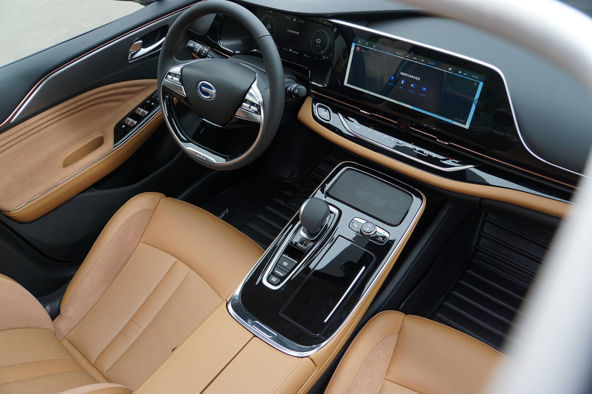 有面的新能源车,有新能源的电动汽车