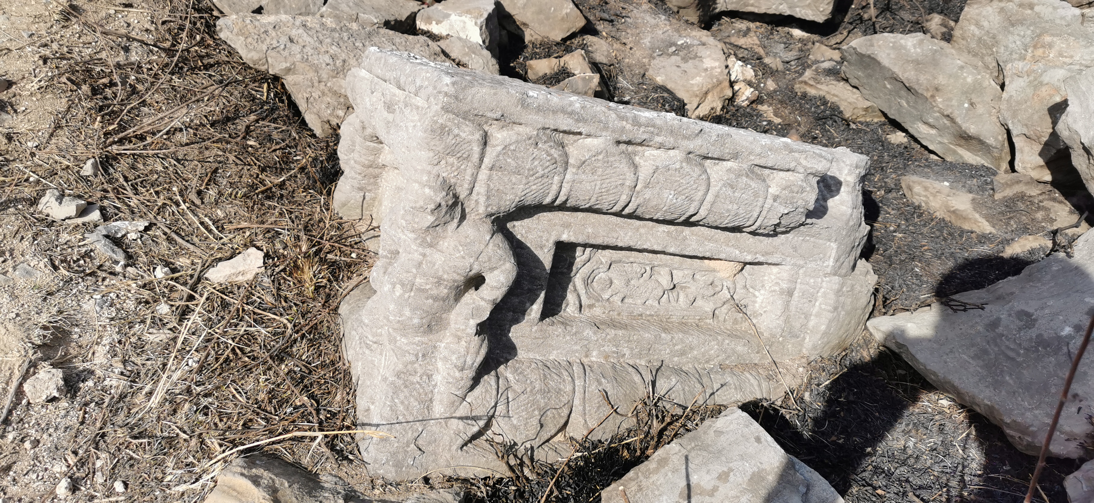 楚雄市三尖山的传说,三县顶的来历