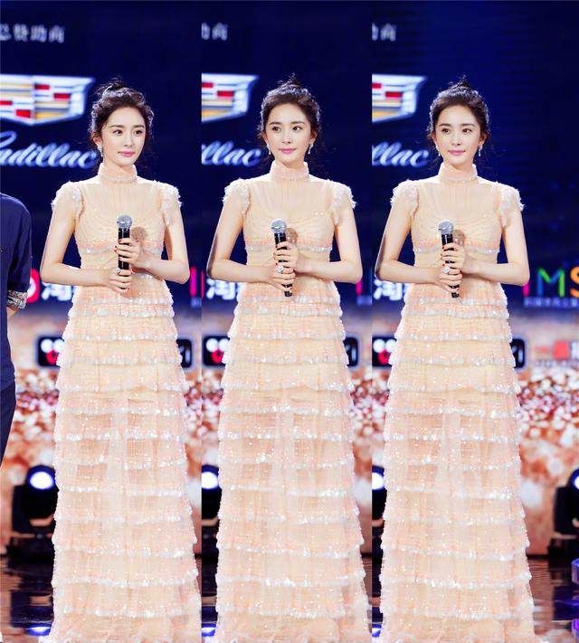 杨幂的发际线是什么样子的,杨幂发型升级美到霸屏