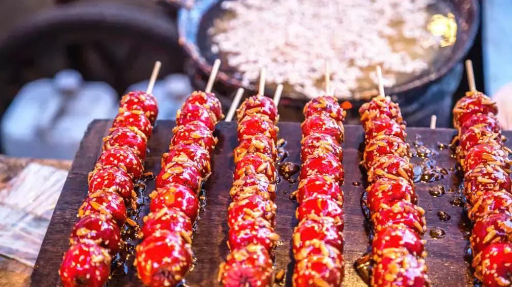 天津特色美食天津煎饼果子 (天津风味小吃三绝)