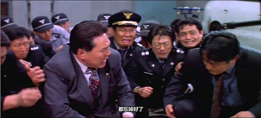 韩国一部黑色幽默的电影,韩国无厘头搞笑电影推荐