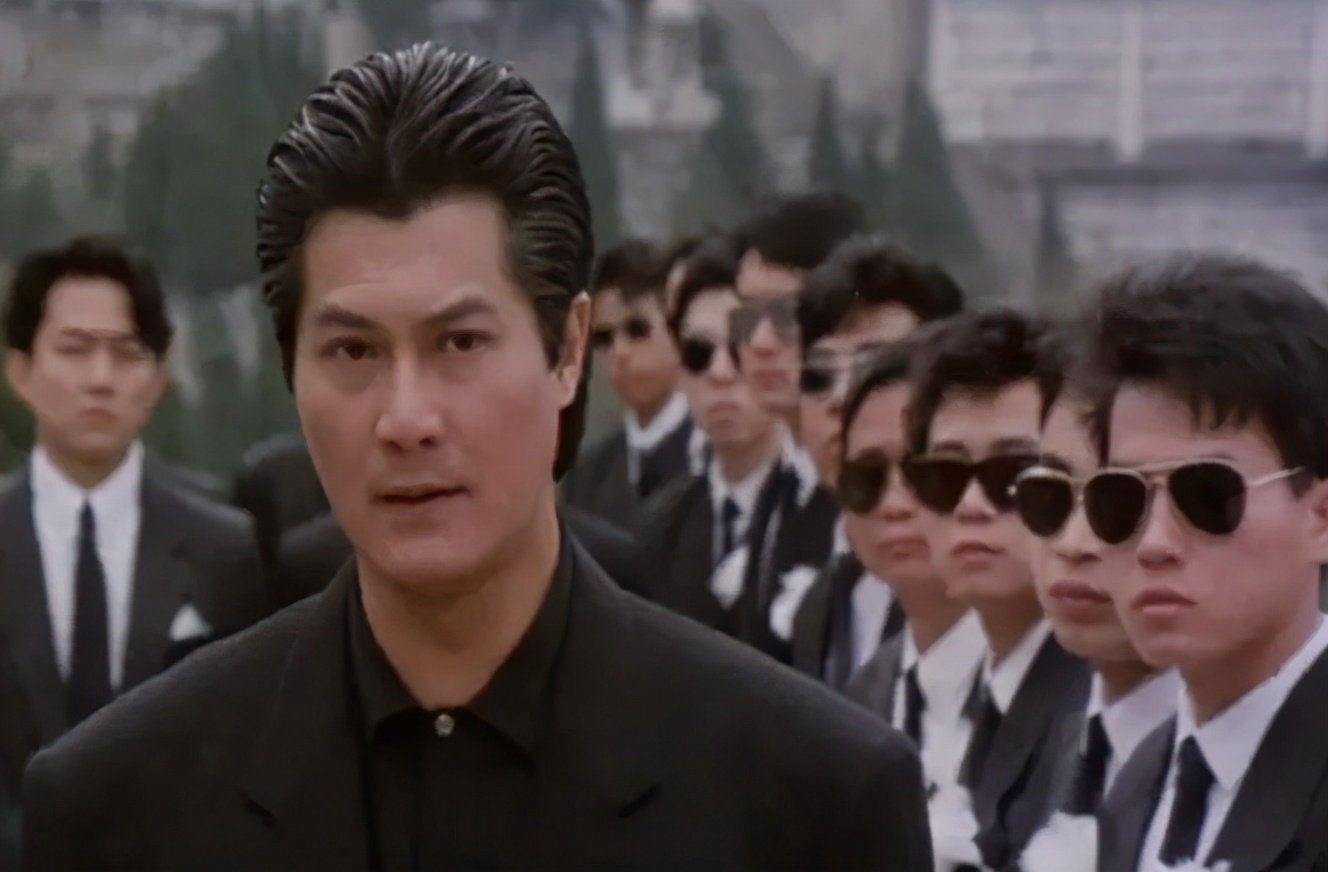 王家卫的盈利模式,王家卫的致富经历