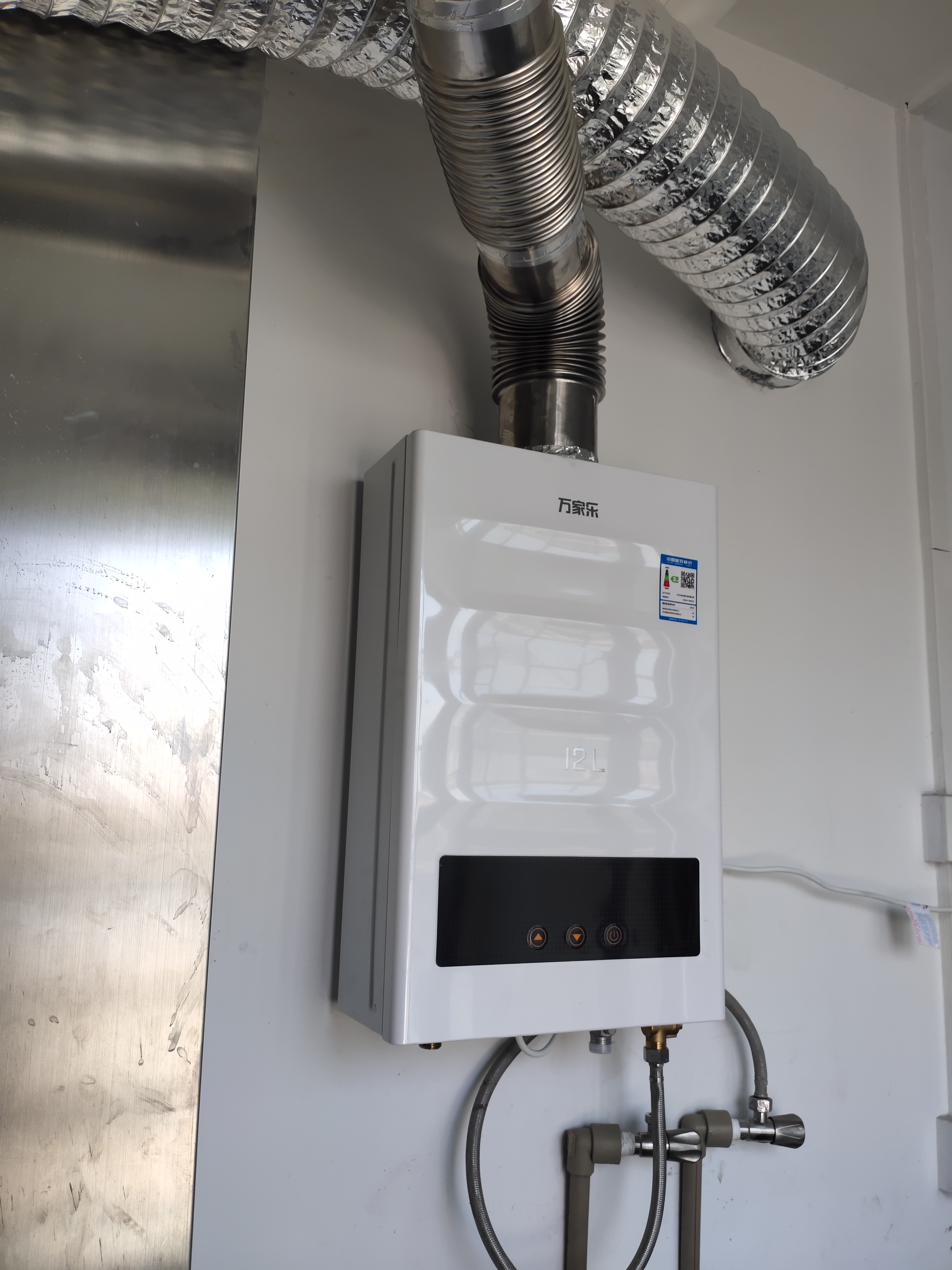 买热水器大实话,买电热水器的误区