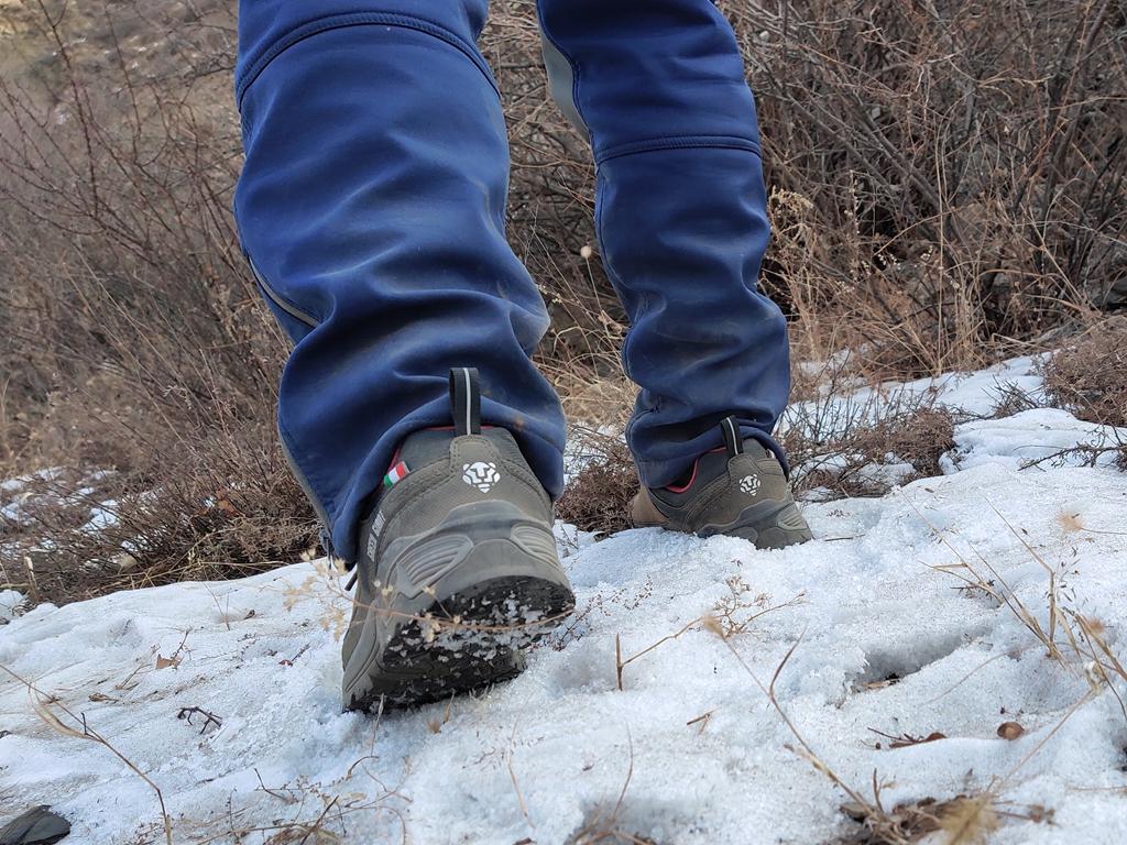图途绿巨人鞋,轻便且防水的5款大牌男士登山鞋