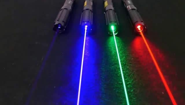 这7大危险玩具你家有吗？用“一看二听三闻四摸”法，买安心玩具