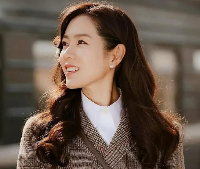 韩国明星皮肤为什么又白又干净,明星的皮肤为什么那么好