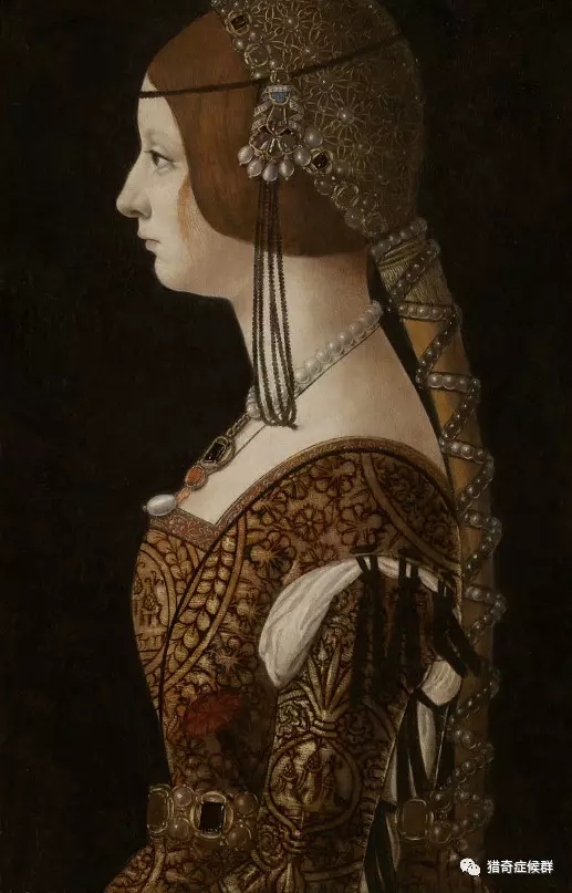 蒙娜丽莎为什么永远盯着你笑,蒙娜丽莎到底笑啥