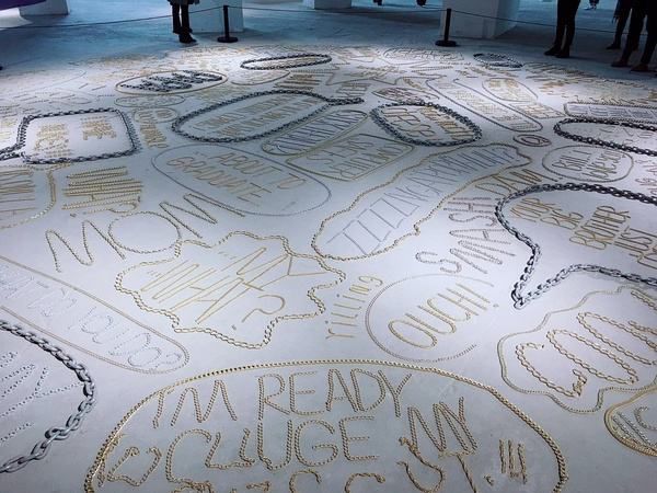 风靡全球的「Tongue+Chic街头密码」潮鞋艺术展首登上海