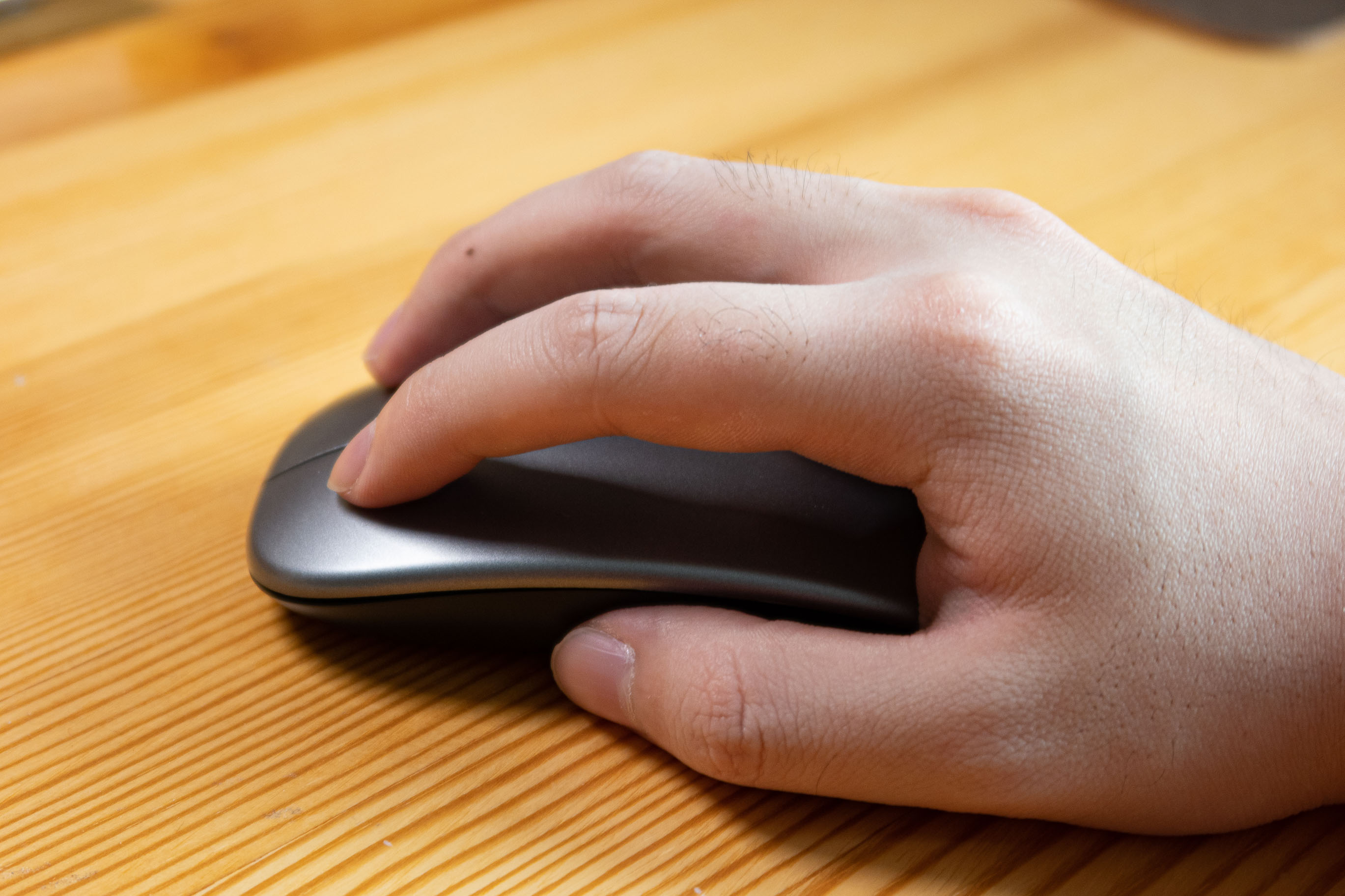 英菲克pm1无线鼠标能连蓝牙吗,英菲克pm1无线鼠标怎么换电池