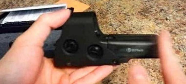 绝地求生全息准镜更新,绝地求生全息镜选择