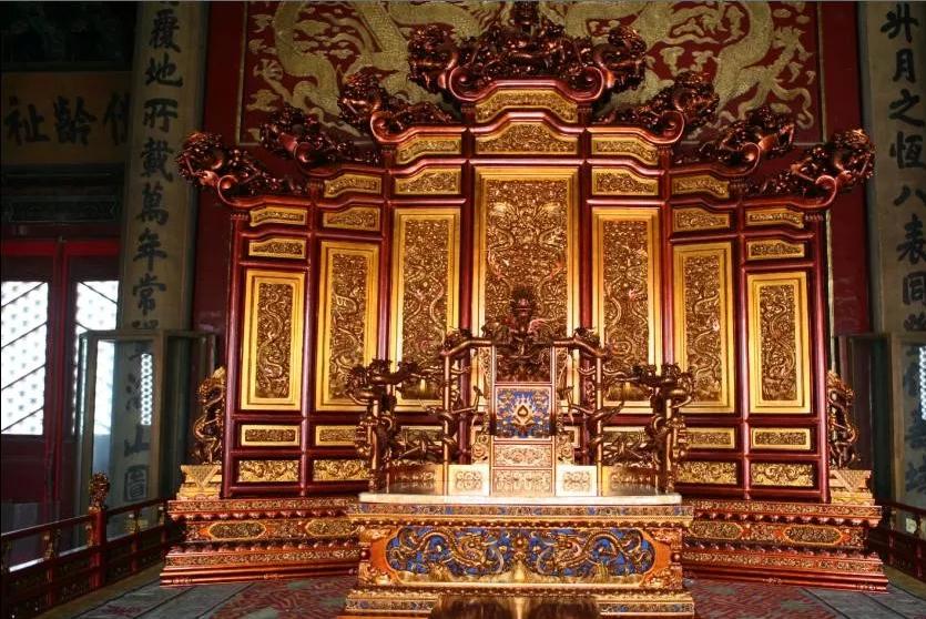 肥城木雕和东阳木雕哪个好,东阳木雕中国最牛的木雕之一