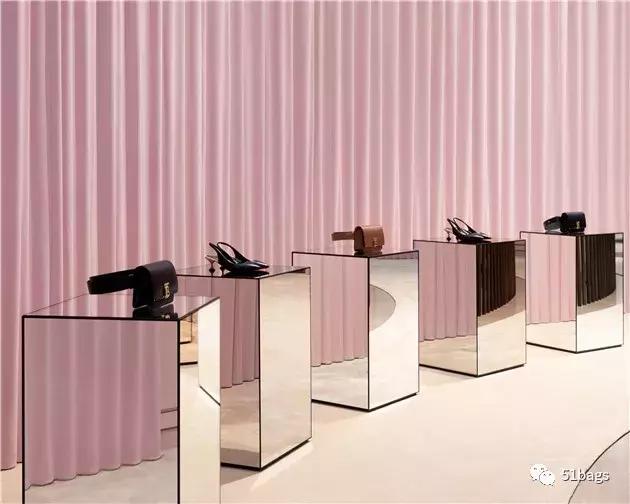 burberry2020女包,burberry2019秋冬高级成衣