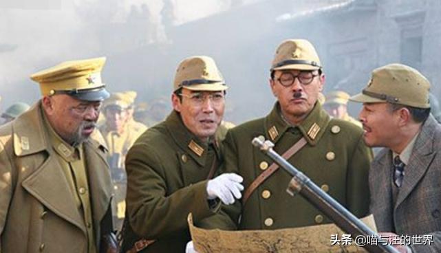 抗战时期日军士兵大衣,日军缴获日本大衣